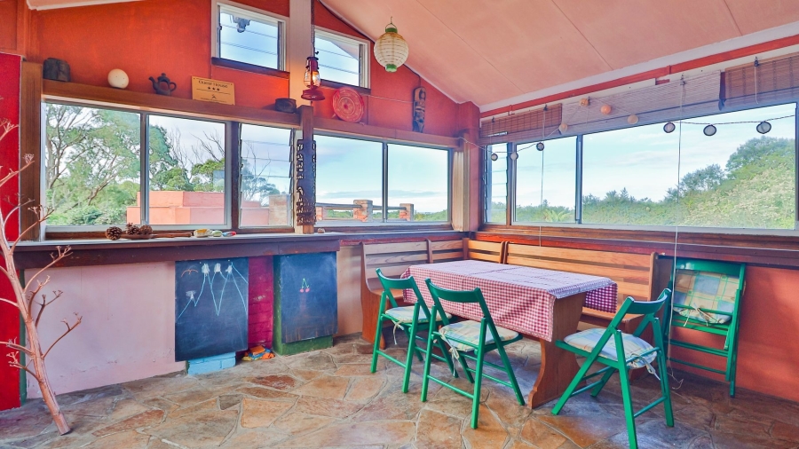 4 Bedroom Property for Sale in Kingfisher Creek Western Cape